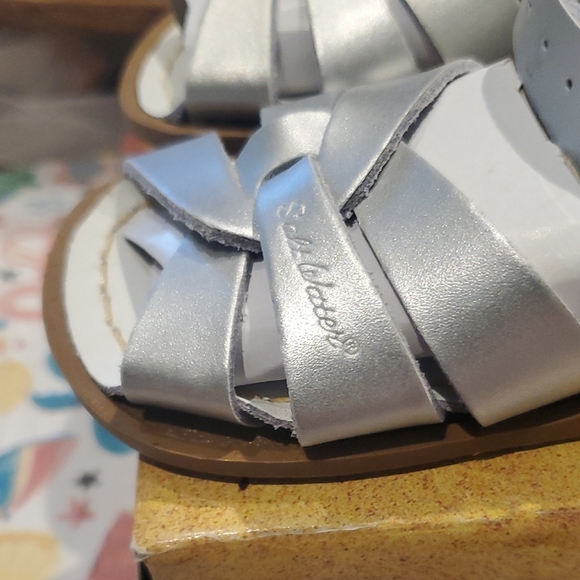 Salt Water Sandals by Hoy Silver Sandals Sleek Design - Picture 3 of 7